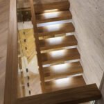 S254 Cantilever OAK Stair and Glass Balustrade